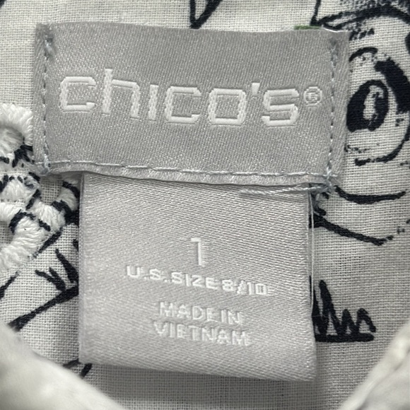Chicos Summer Vacation Eyelet women’s blouse SZ 1 8/10 black/white Novelty print - Picture 2 of 8